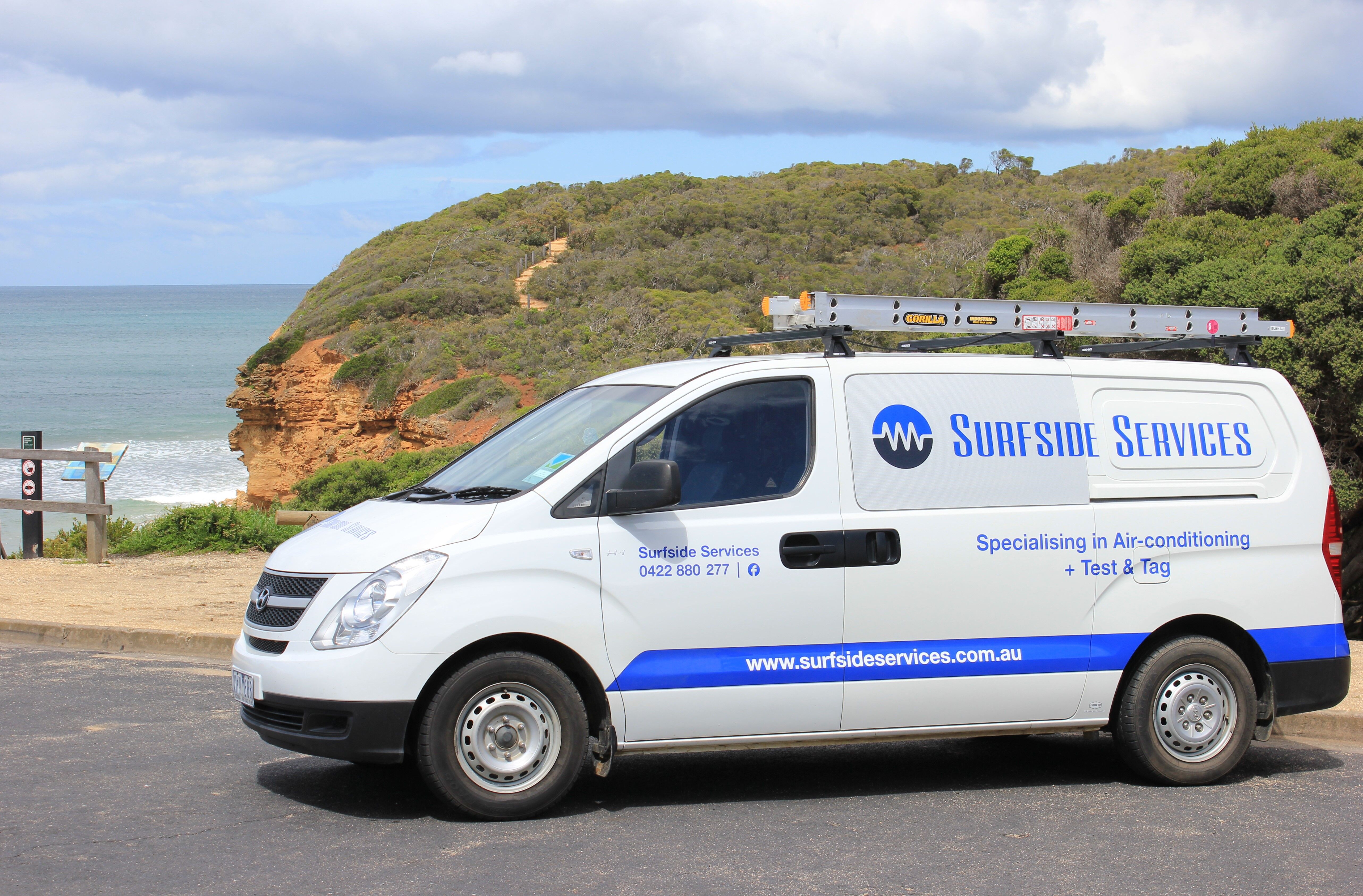 Van - Bells Beach